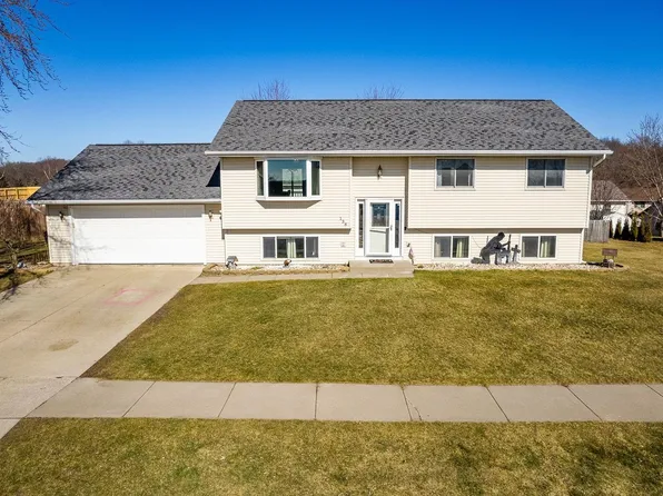 138 Kellie Marie Ct, Reedsburg, WI 53959