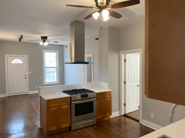 1130 N Wolcott Ave #2R, Chicago, IL 60622