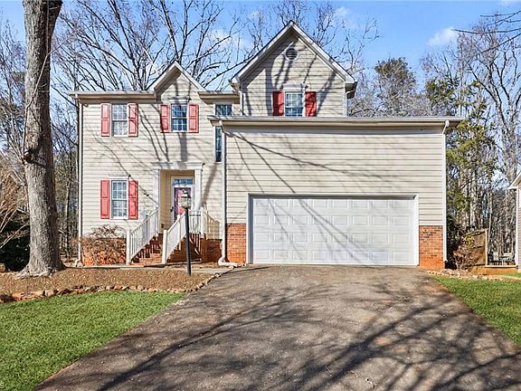 2nd image of 157 Leeds Ln