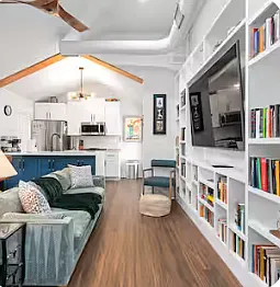 3 bed, 1100 sqft, $3,600 — Photo 4