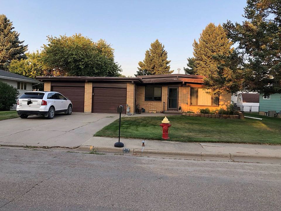 1st image of 742 Teton Ave