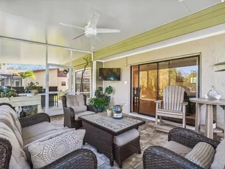 1326 Corner Oaks Dr — Photo 17