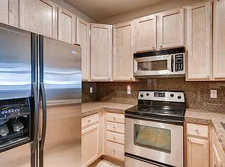 8357 Stonybridge Cir — Photo 4