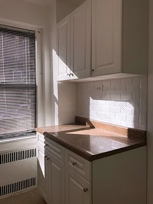 Rented by BSRG Realty | media 18