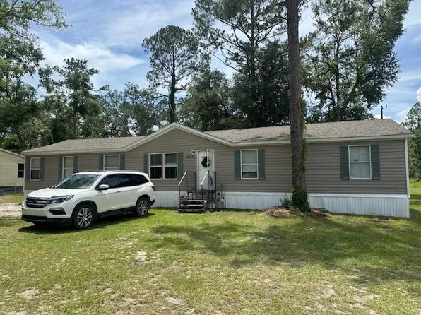 4040 Woodtrail Dr, Valdosta, GA 31601