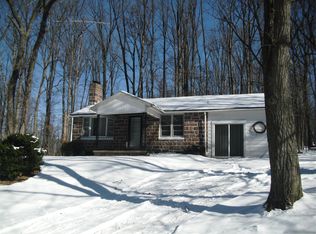 6031 Carlisle Rd, Dover, PA 17315