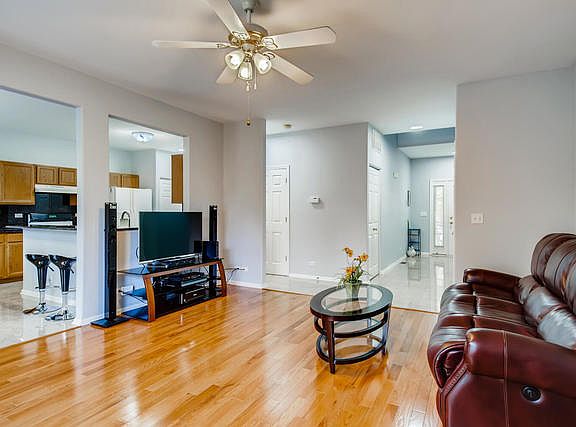 5th image of 3052 Tangley Oaks Trl #3052