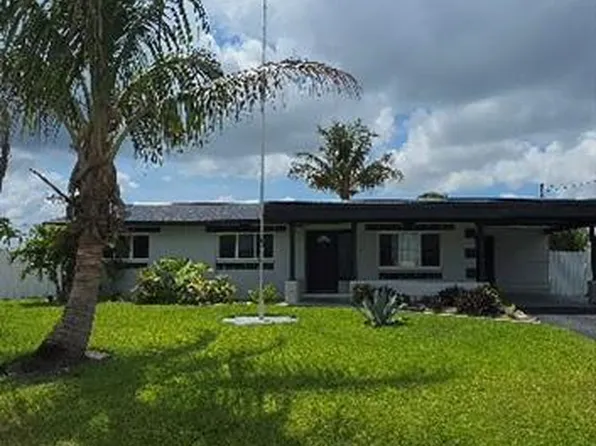 1118 NE Pine Island Ln, Cape Coral, FL 33909