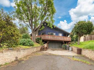 815 N Vine St, Fallbrook, CA 92028