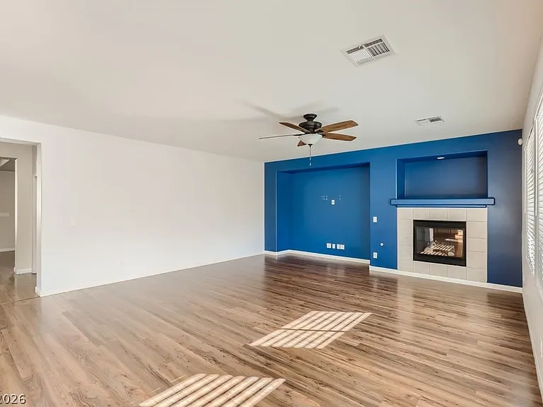 4117 Lower Saxon Ave — Photo 7