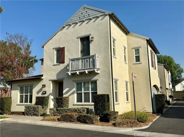 8472 Weather Wood St, Chino, CA 91708
