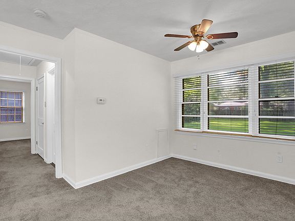 3rd image of 4545 Flamingo Rd