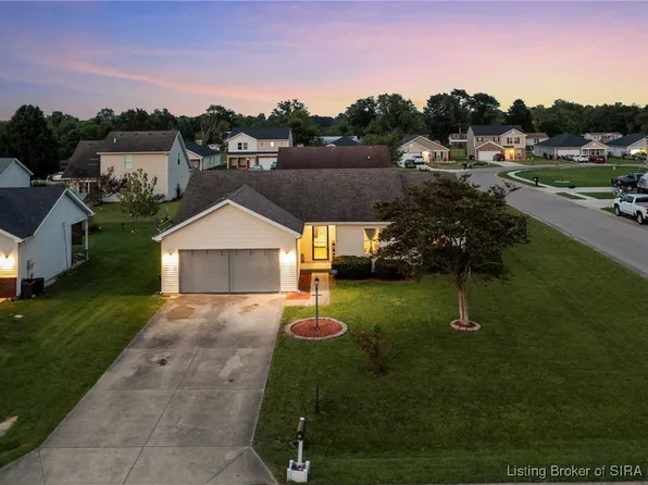 1132 Lunar Street, Scottsburg, IN 47170