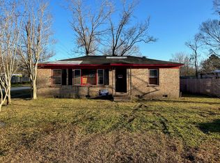 12 Eucalyptus Ave, North Charleston, SC 29418