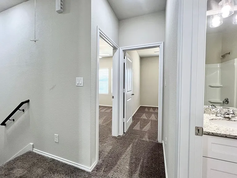 3501 NW Renfro St #204 — Photo 14