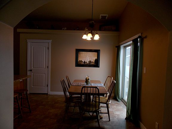 5th image of 3678 E Silverstone Dr