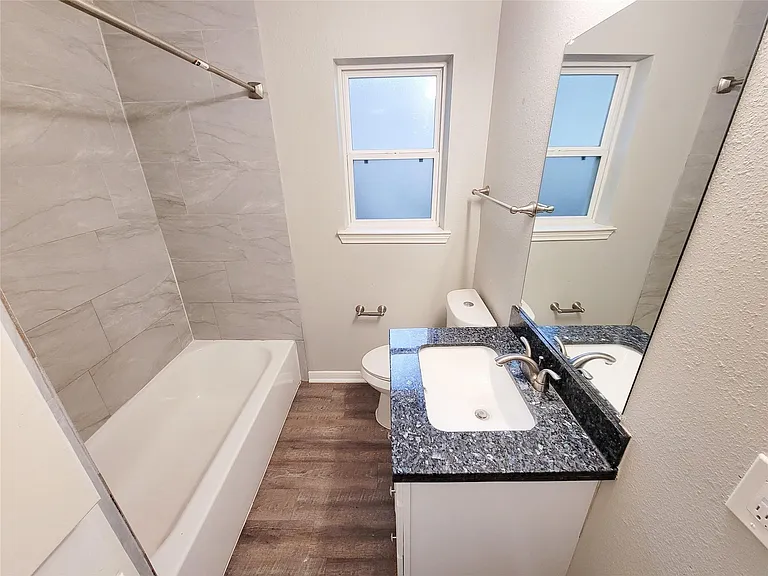 5242 Keystone St — Photo 20