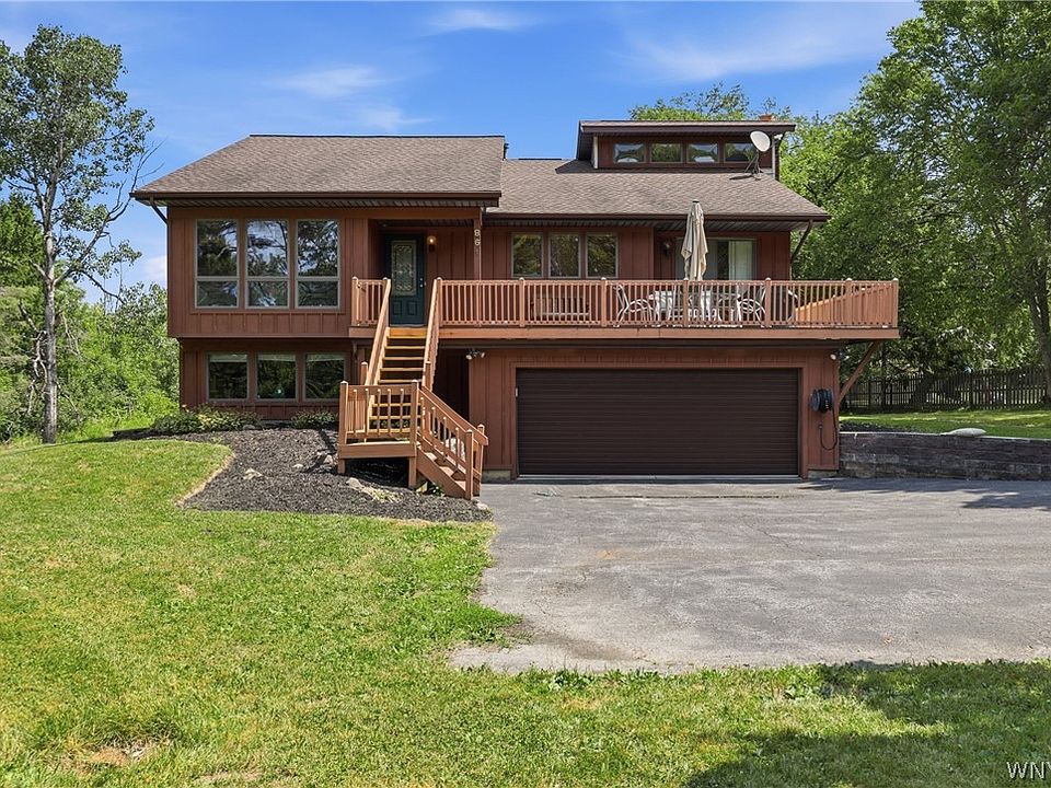 1st image of 861 Bowen Rd