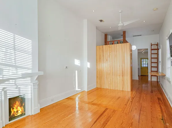 2709 Valence St, New Orleans, LA 70115