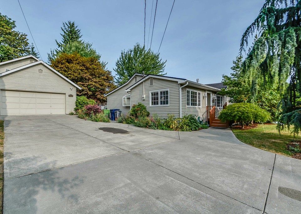 1st image of 23117 32nd Ave W