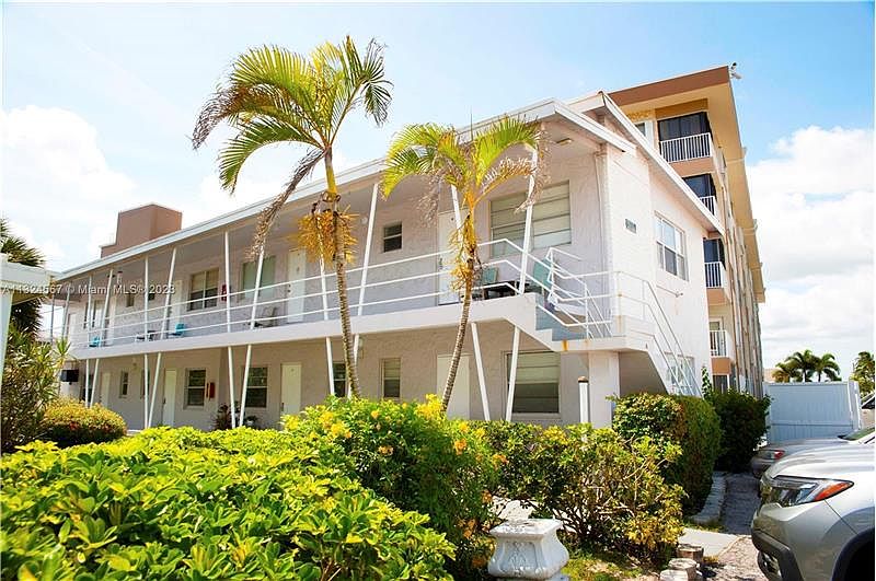 1st image of 4109 N Ocean Dr #11