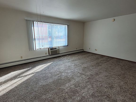 4th image of 1307-1311 11th St N #1311-10