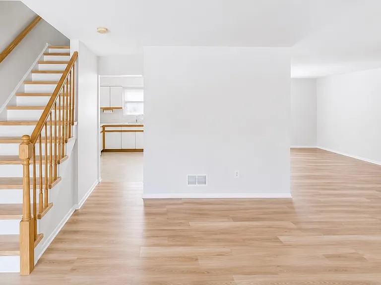 9 Netty St — Photo 3