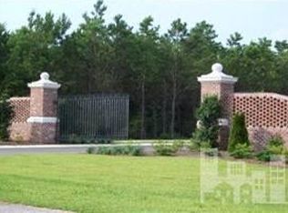 142 W Island View Dr, Hampstead, NC 28443