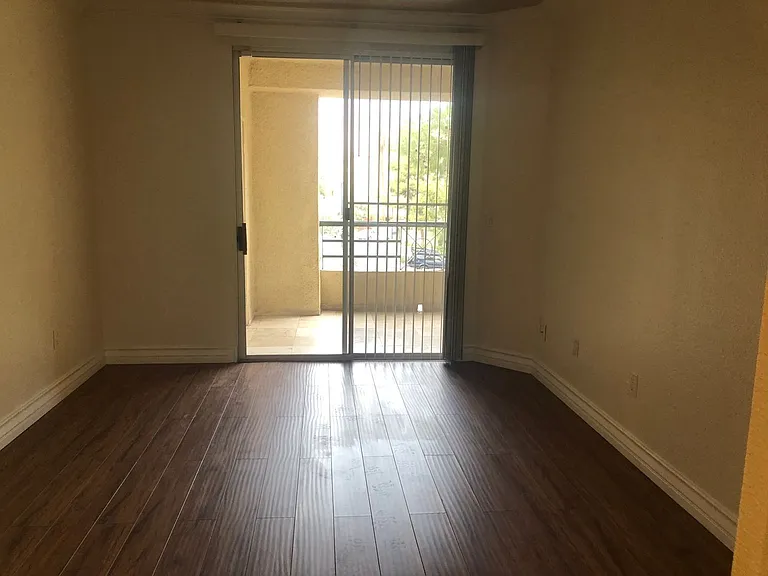 220 E Flamingo Rd #203 — Photo 5