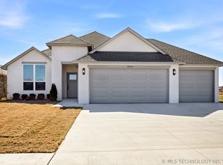 10316 E 132nd St S, Bixby, OK 74008