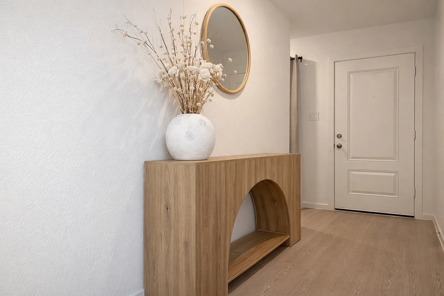 3 bed, 1418 sqft, $2,500 — Photo 2