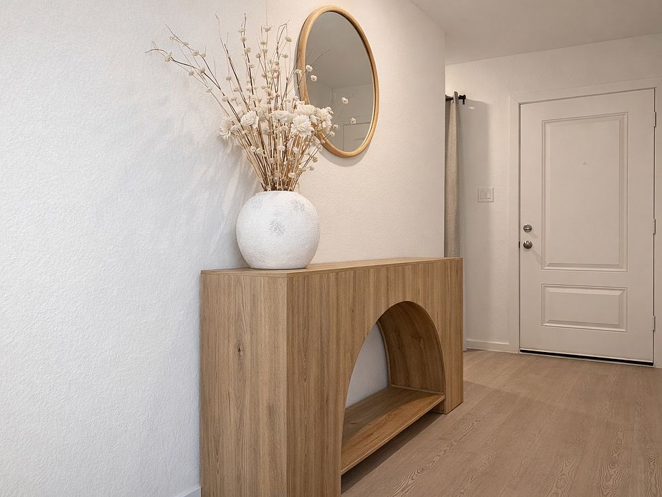 Entry way