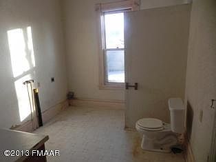3rd image of 516 S Main St