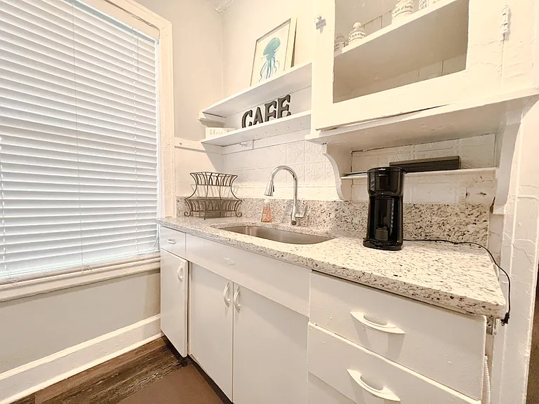 128 Stonewall St #1 — Photo 7
