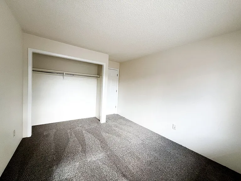 4195 Bristol Ct — Photo 15