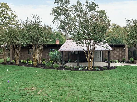 3rd image of 17332 Marianne Cir