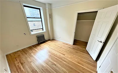 Rented by Manhattan Realty Group