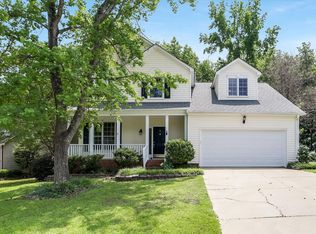 400 Cresthaven Pl, Simpsonville, SC 29681