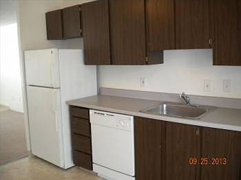 4th image of 200 Waldron St APT 54