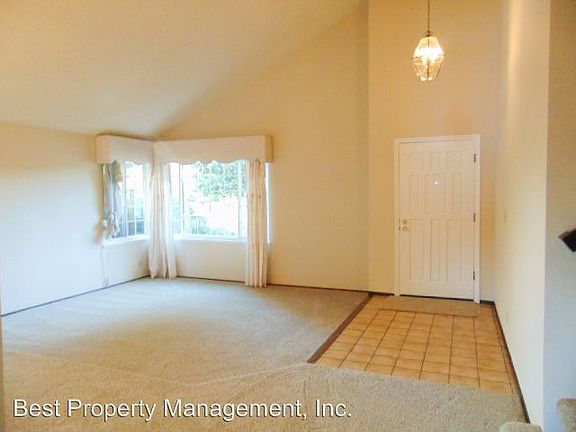 3rd image of 32735 Downieville St