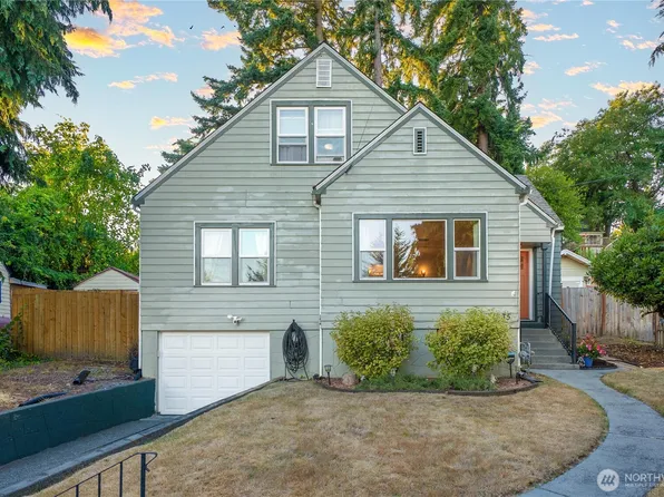 1535 N Callow Avenue, Bremerton, WA 98312