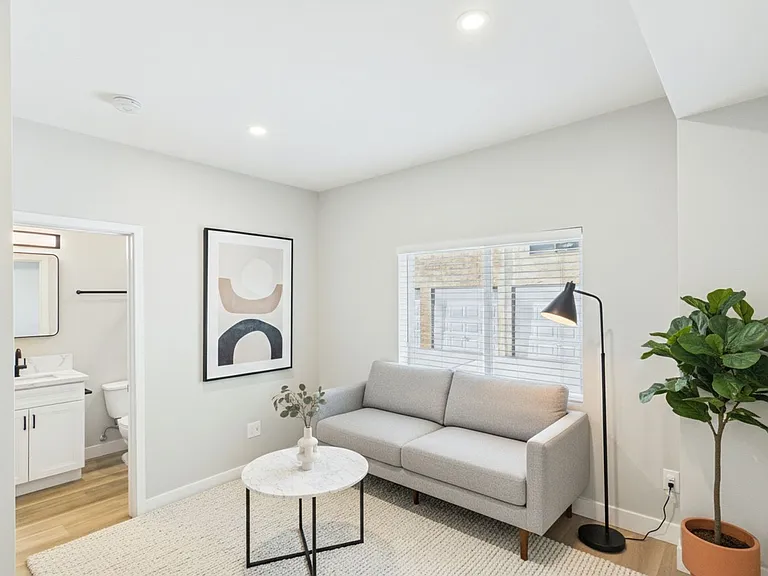 NNP - 3752 Nile Street — Photo 26