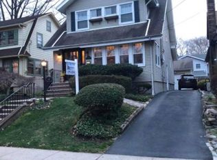 68 Elwood Pl, Staten Island, NY 10301