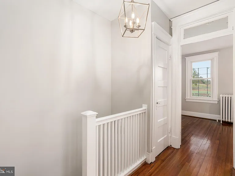 900 Madison St NW #B — Photo 17
