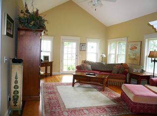 539 Keene Ave, Wayzata, MN 55391