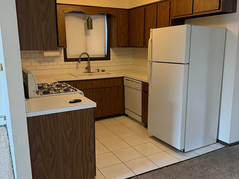 15705 Reynolds Ln #3B — Photo 6