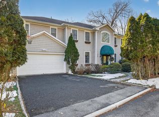 6 Rest Ave, Ardsley, NY 10502