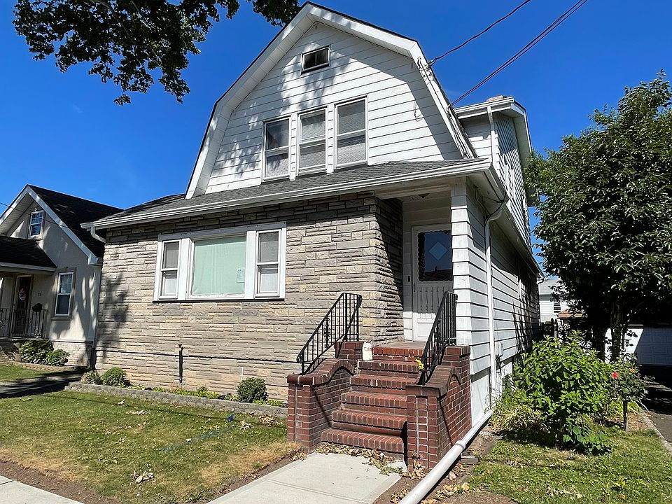 1st image of 77 Elm St #2