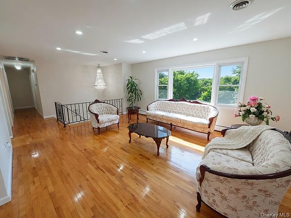 4th image of 36 Tamar Drive