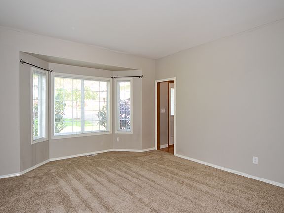 3rd image of 25503 Cumberland Way